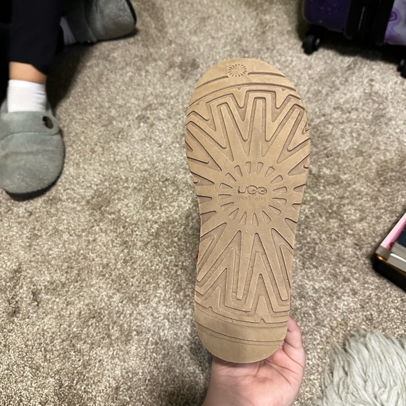 Ugg Boots - Picture 10 of 10